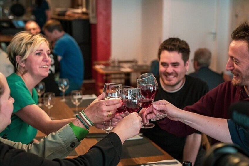 Lunchtime Food Tour of Tours