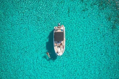 Half day relaxing private boat tour (Blue lagoon and Solta) from Trogir