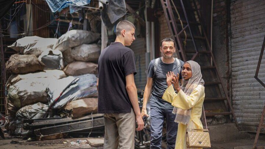 Dharavi Slum Tour Experience with a Local English Guide