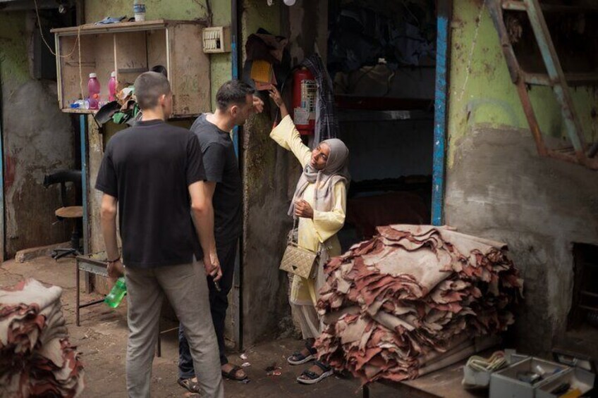 Dharavi Slum Tour Experience with a Local English Guide