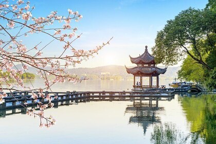 All-inclusive Customised Hangzhou Stopover Tour