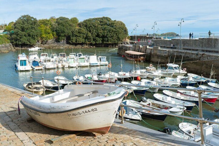 Gaztelugatxe, Mundaka and Gernika Tour from Bilbao