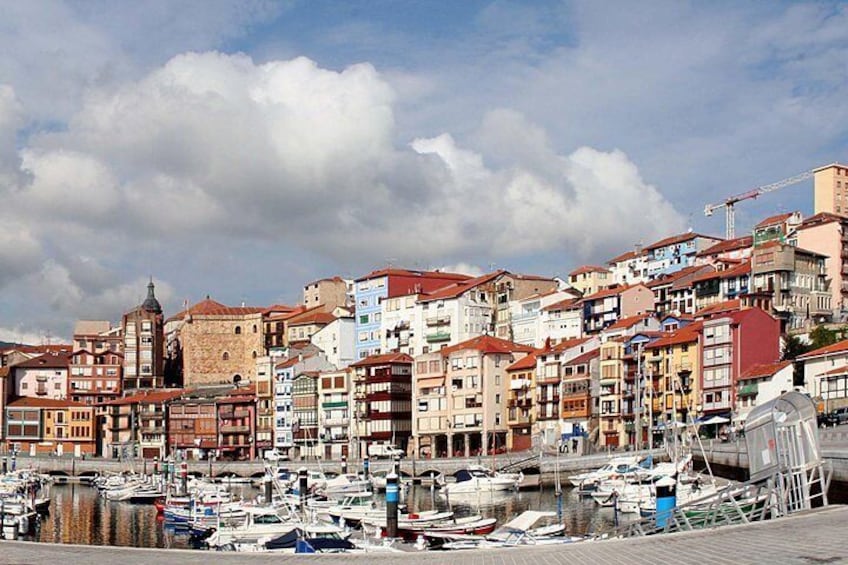 Gaztelugatxe, Gernika and Bermeo small group tour lunch included