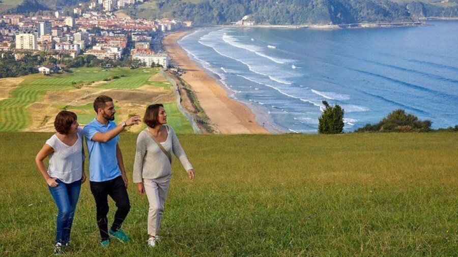 Private Tour to Zarautz, Getaria & Zumaia from San Sebastian