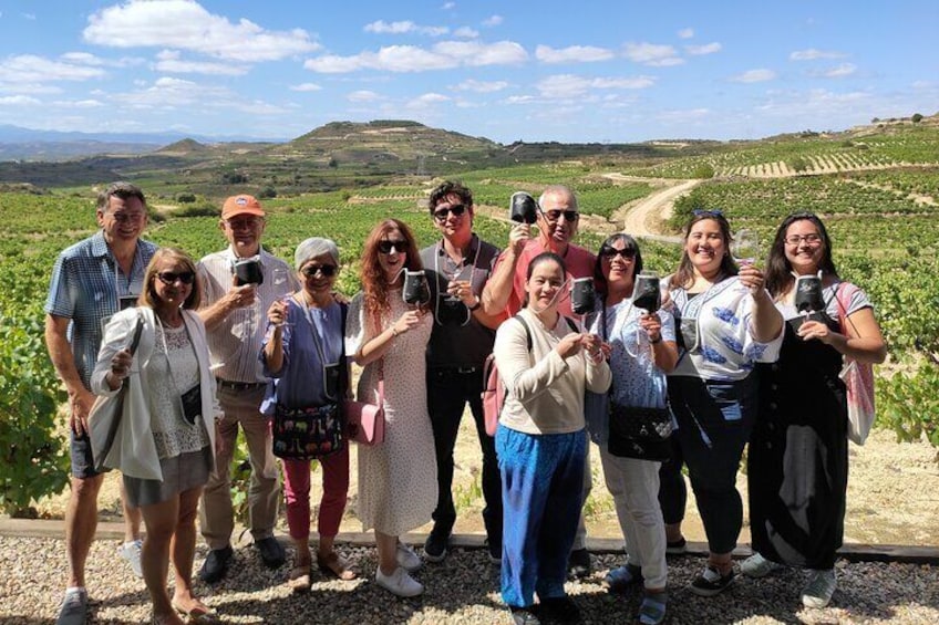 La Rioja Small Group Tour: Winery Visit, Wine Tasting and Traditional Lunch 