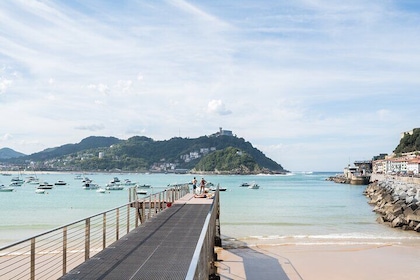 Gedeelde culturele wandeltocht door San Sebastian