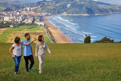 Zarautz, Getaria And Zumaia From San Sebastian