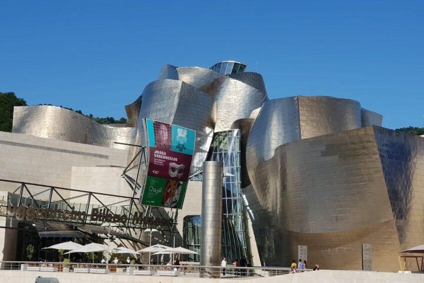 Bilbao and Guggenheim museum small group tour