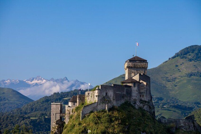 Lourdes Sanctuary and castle small group tour, lunch included