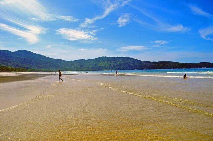 Lopes mendes beach