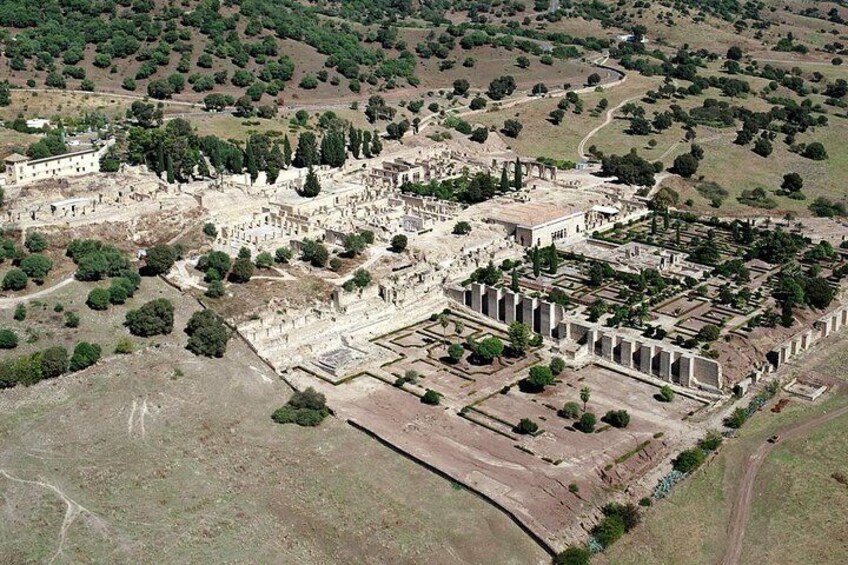 Medina Azahara Córdoba with Bus Transfer