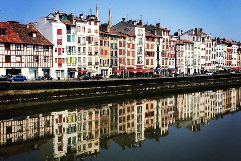 Bayonne private walking tour & chocolate tasting