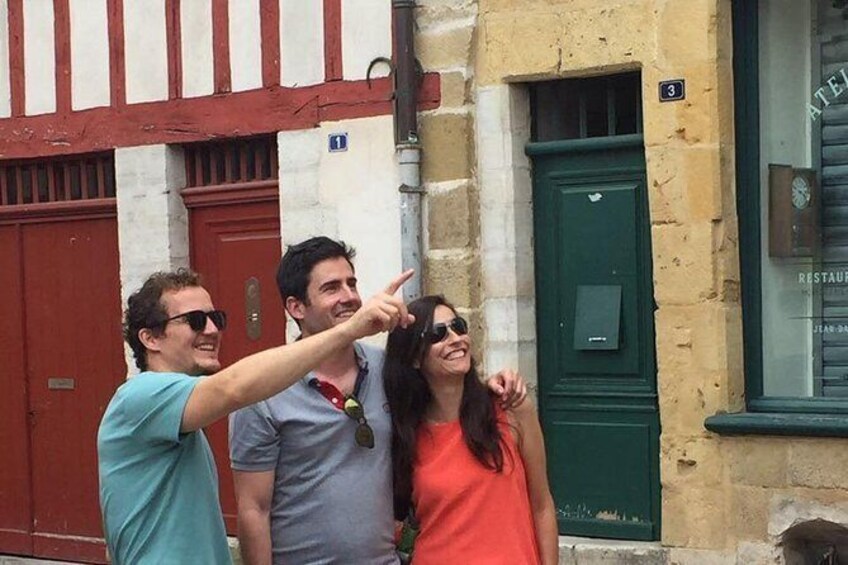 Bayonne private walking tour & chocolate tasting