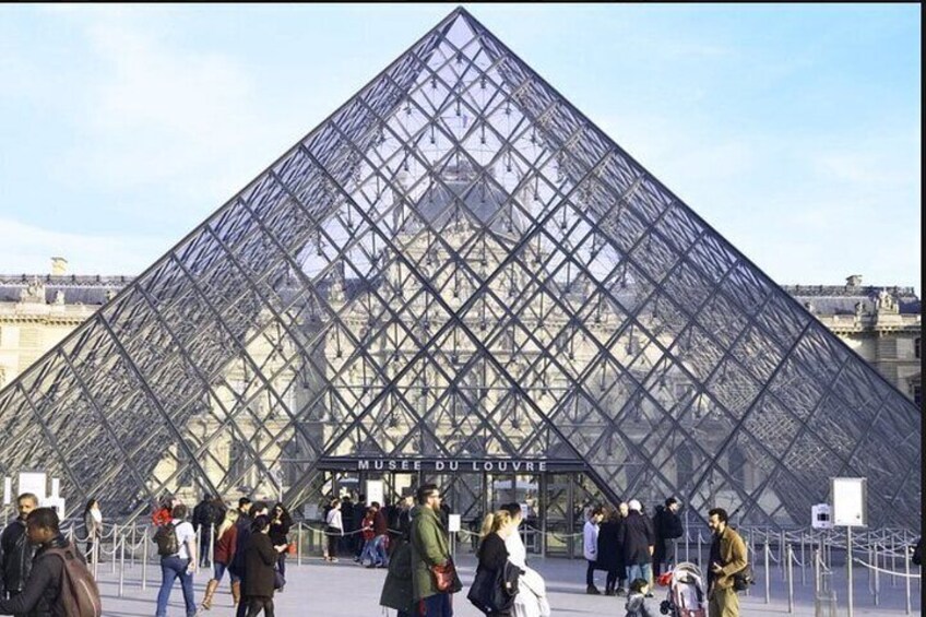 Paris Louvre Museum Must See Skip the Line Private and Tailored Guided Tour