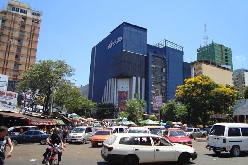 Ciudad del Este main street