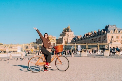Visite à vélo de Versailles avec marché, jardins et visite guidée du châtea...