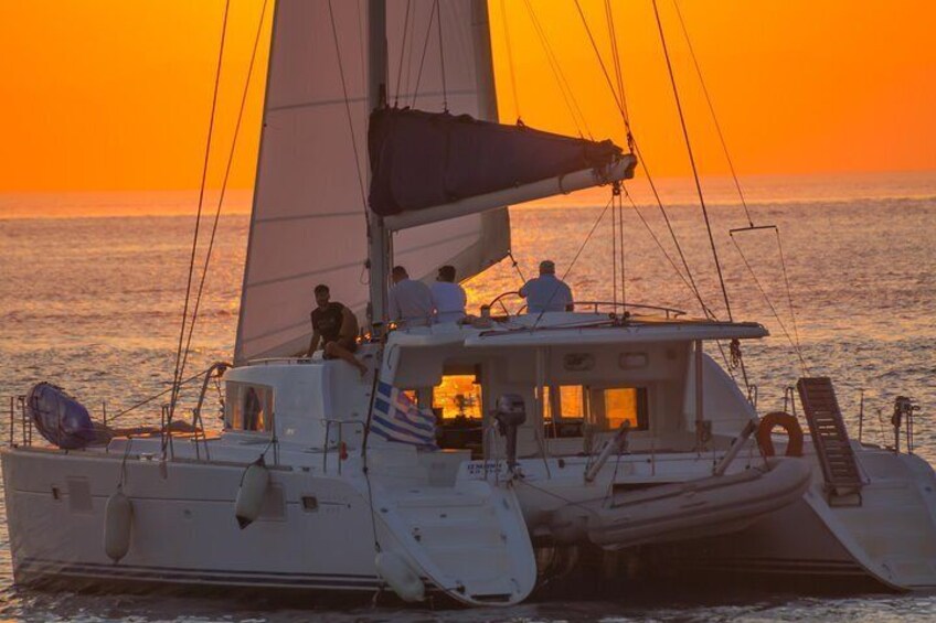 Private Sunset Cruise Including Meals And Drinks