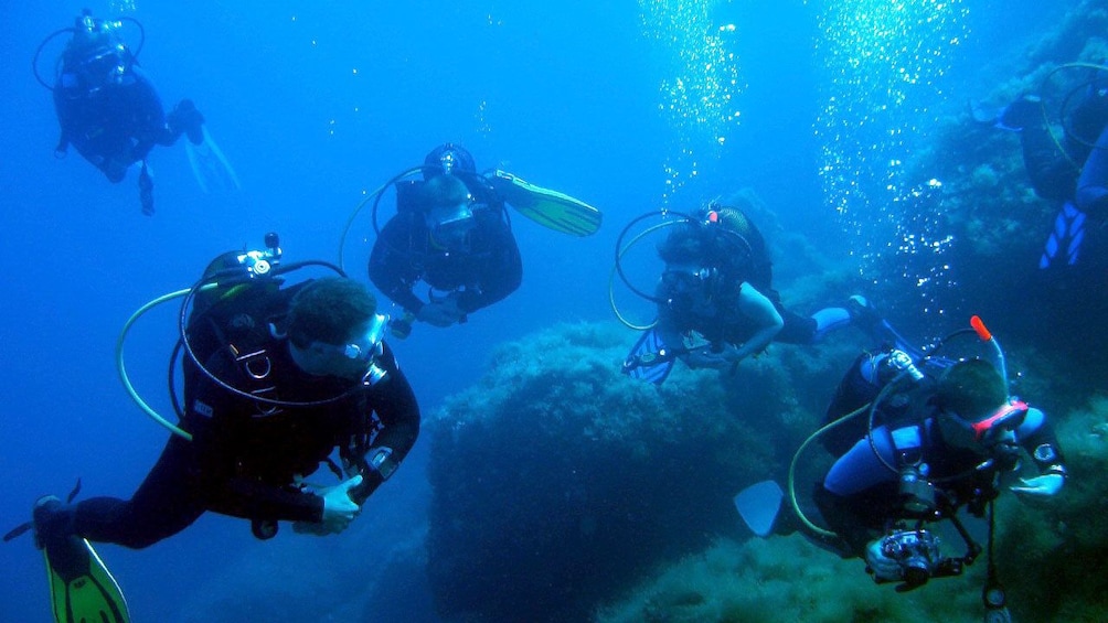 Scuba divers in Keraklion