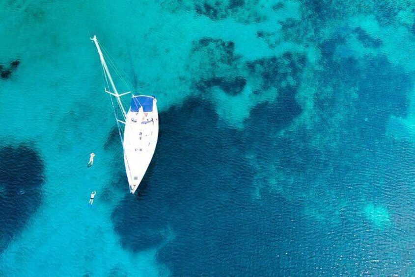 A full day sailing on a sailing yacht from Paros to the Small Cyclades