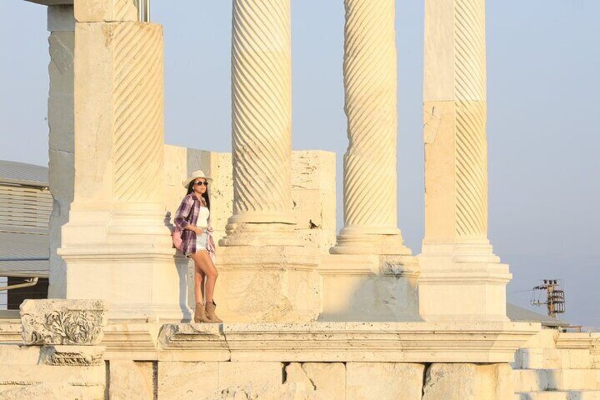 Laodicea Tours