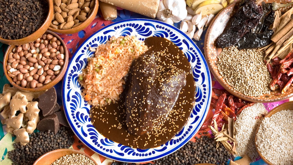 Food plate in Puebla