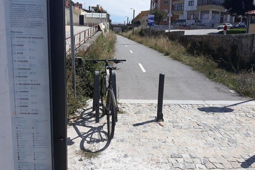 Rent mountain bike for bike path old railway to Famalicão