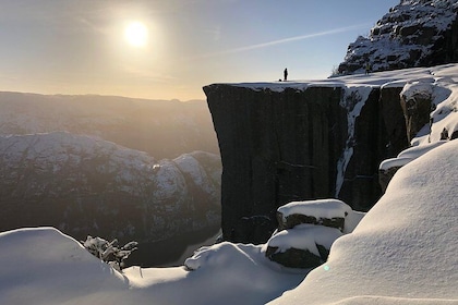 Guided winter hike to Pulpit Rock Preikestolen