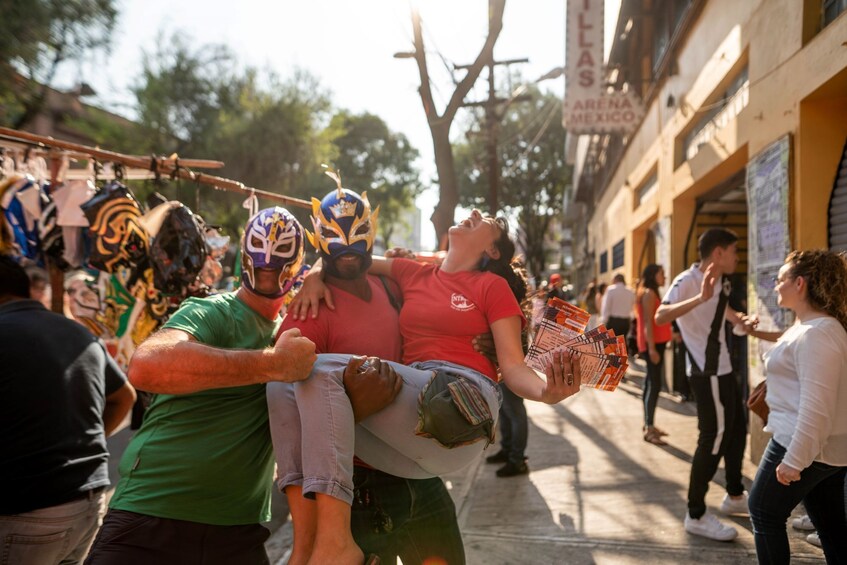 Mexican Night Out: Small Group Lucha Libre & Mariachi Music Tour