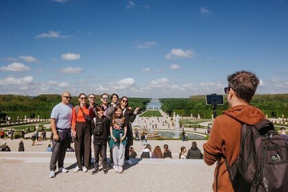 Versailles Domain Bike Tour with Palace Entry by Train from Paris