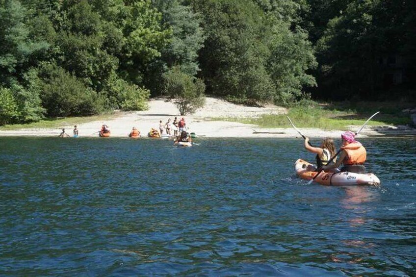 Kayaking at Caniçada Reservoir