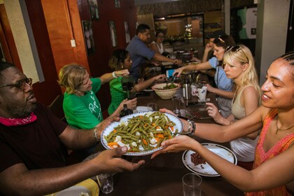 San Jose bei Nacht: Kleingruppentour Essen und Kultur mit Abendessen