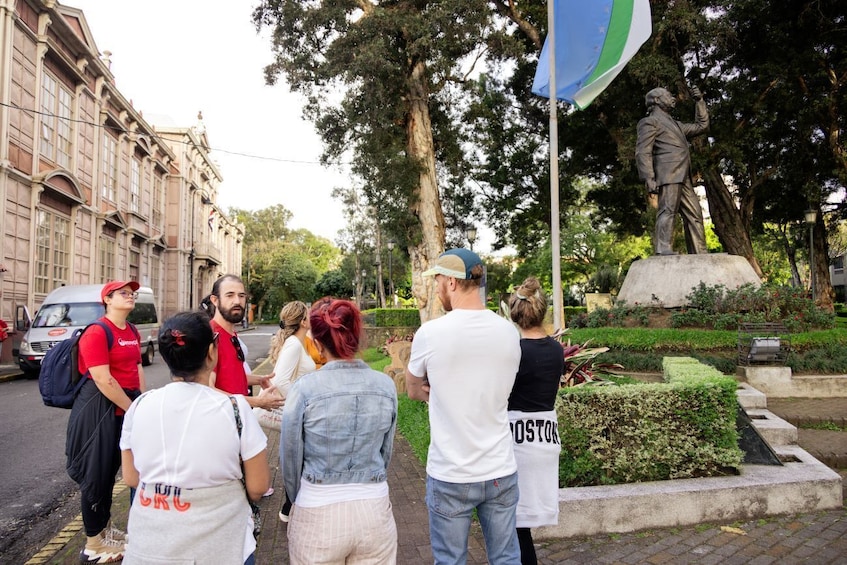 San Jose by Night: Small Group Food and Culture Tour with Dinner