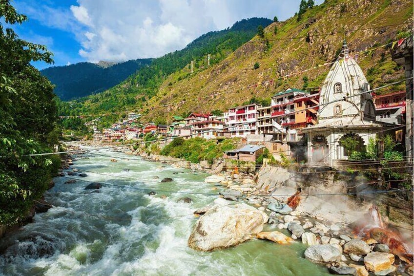 Discover the Spiritual Trails of Manali (2 Hours Guided Walking Tour)