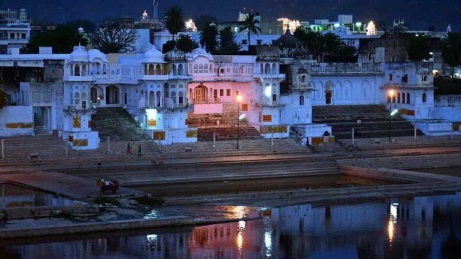 Ghat Walk Pushkar