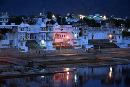 Ghat Walk Pushkar