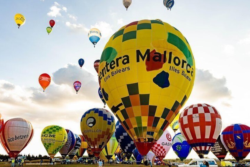 Volar en globo: Una aventura entre el cielo y la tierra