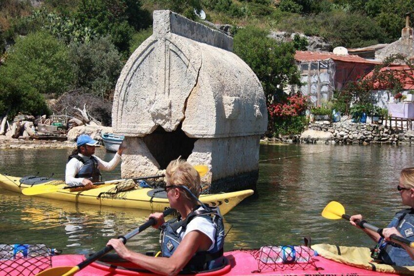 Sea kayaking Over The Sunkencity Of Kekova From Kas - Kalkan