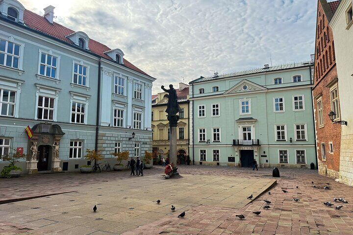 Krakow: Wawel Castle & Cathedral Guided Tour