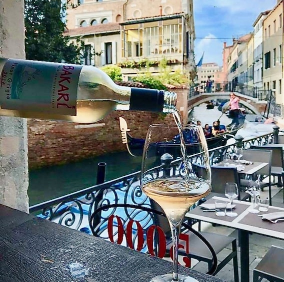 Wine & Cicchetti in Venice 