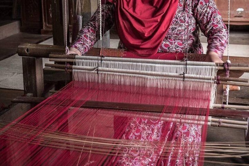3 Days Private Padang Tour: Minangkabau Cultural Center, Village & City Tour