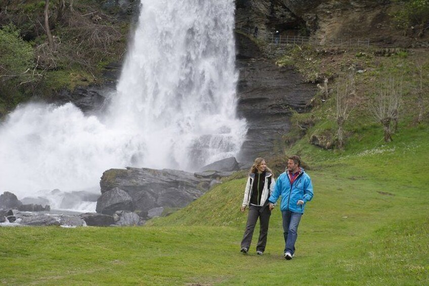 Private Day Trip to Folgefonna Glacier from Bergen