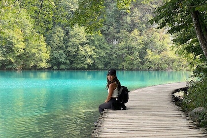 Trasferimento privato da Zara a Zagabria con visita ai laghi di Plitvice