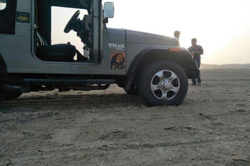 Private: Sambhar Salt Lake & Off Roading Tour From Jaipur Including Lunch