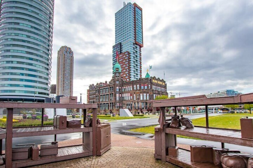 Exclusive Private Guided Tour through the Architecture of Rotterdam with a Local