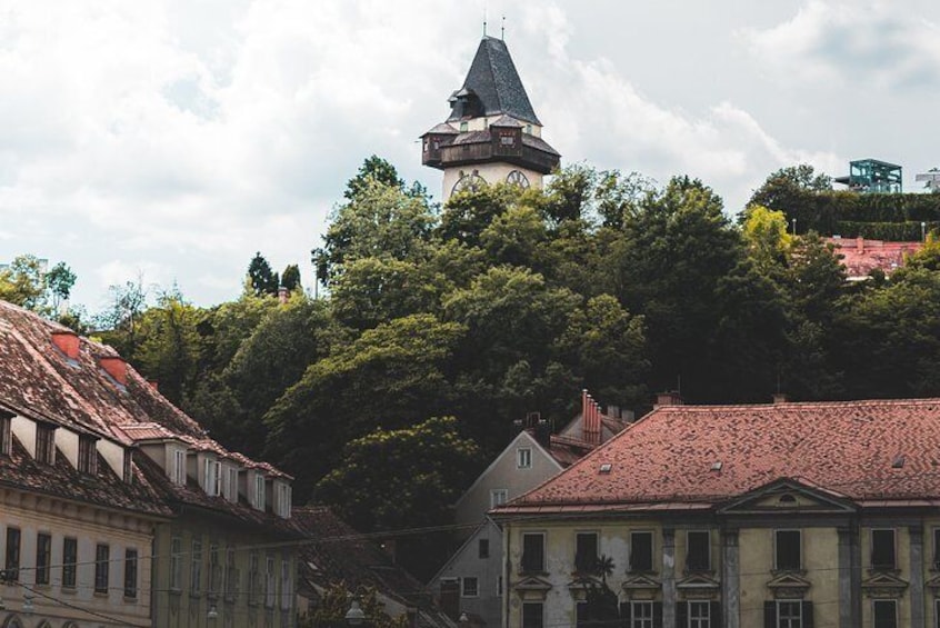 Discover Graz in 60 Minutes with a Local
