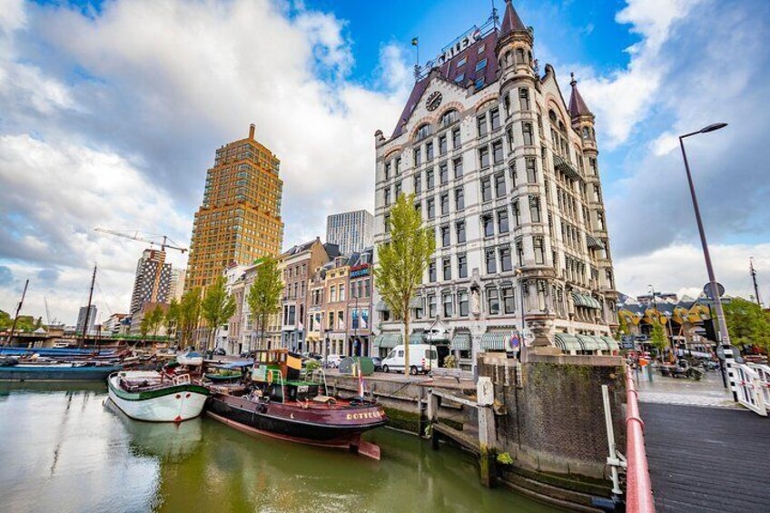 Photogenic Rotterdam with a Local