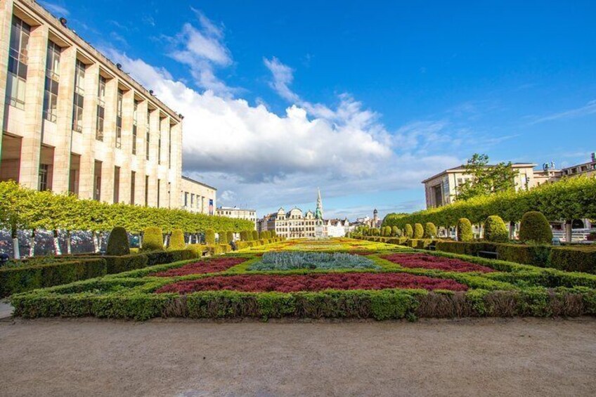 2 Hours Photographic Tour in Brussels with a Local