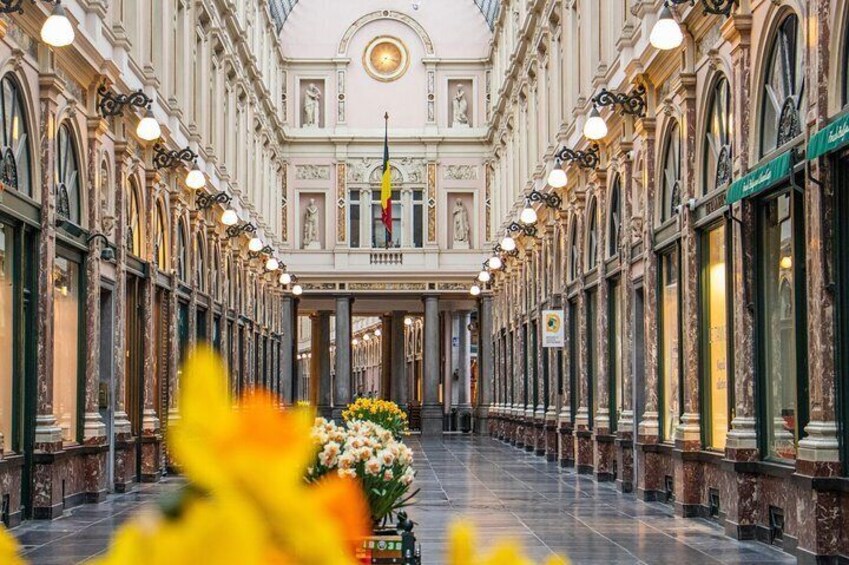 2 Hours Photographic Tour in Brussels with a Local