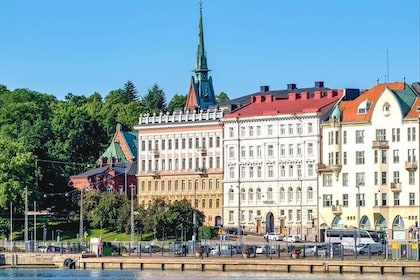 Best Intro to Helsinki in 2 hours with a Local