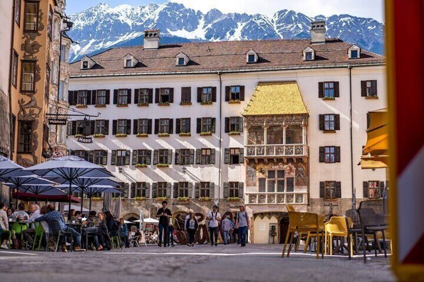 Explore Innsbruck in 1 hour with a Local